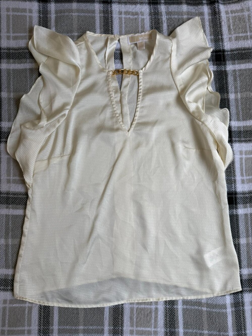 MICHAEL Michael Kors Cream Ruffle Sleeve Blouse Gold Chain Keyhole Womens M